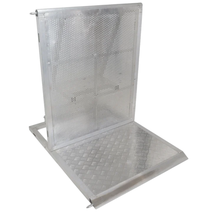 ProX 4-foot heavy-duty aluminum ventilated crowd barrier with black base and metal frame