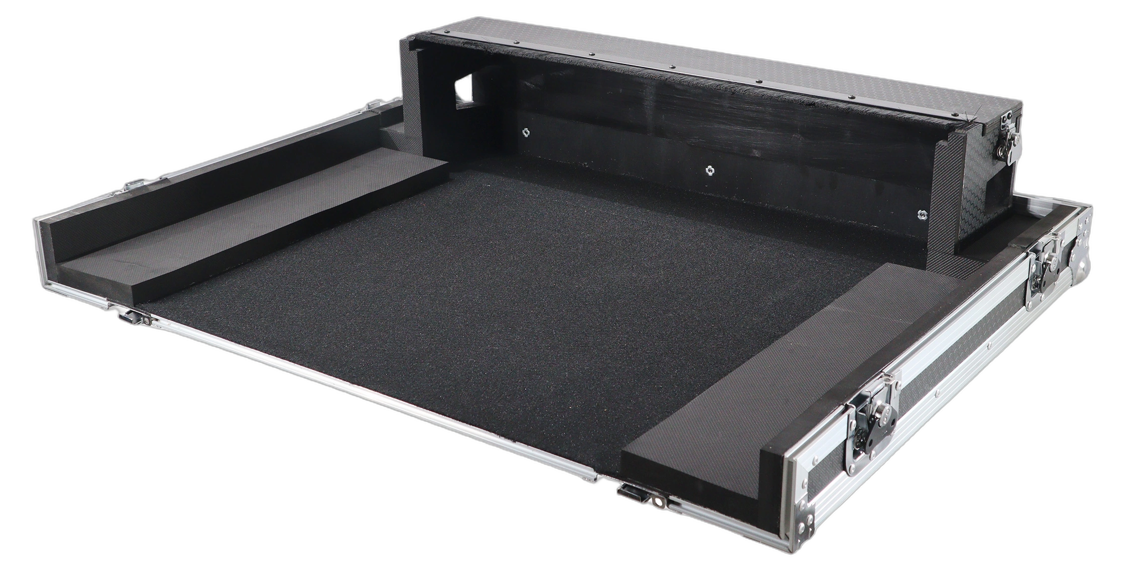 ProX ATA Flight Case Yamaha CL5 Mixer Console ProX ATA flight case for Yamaha CL5 digital audio mixer console with doghouse compartment and caster wheels