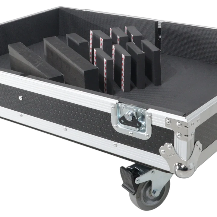 ProX universal ATA dual speaker flight case with reinforced corners and dual speaker compartments