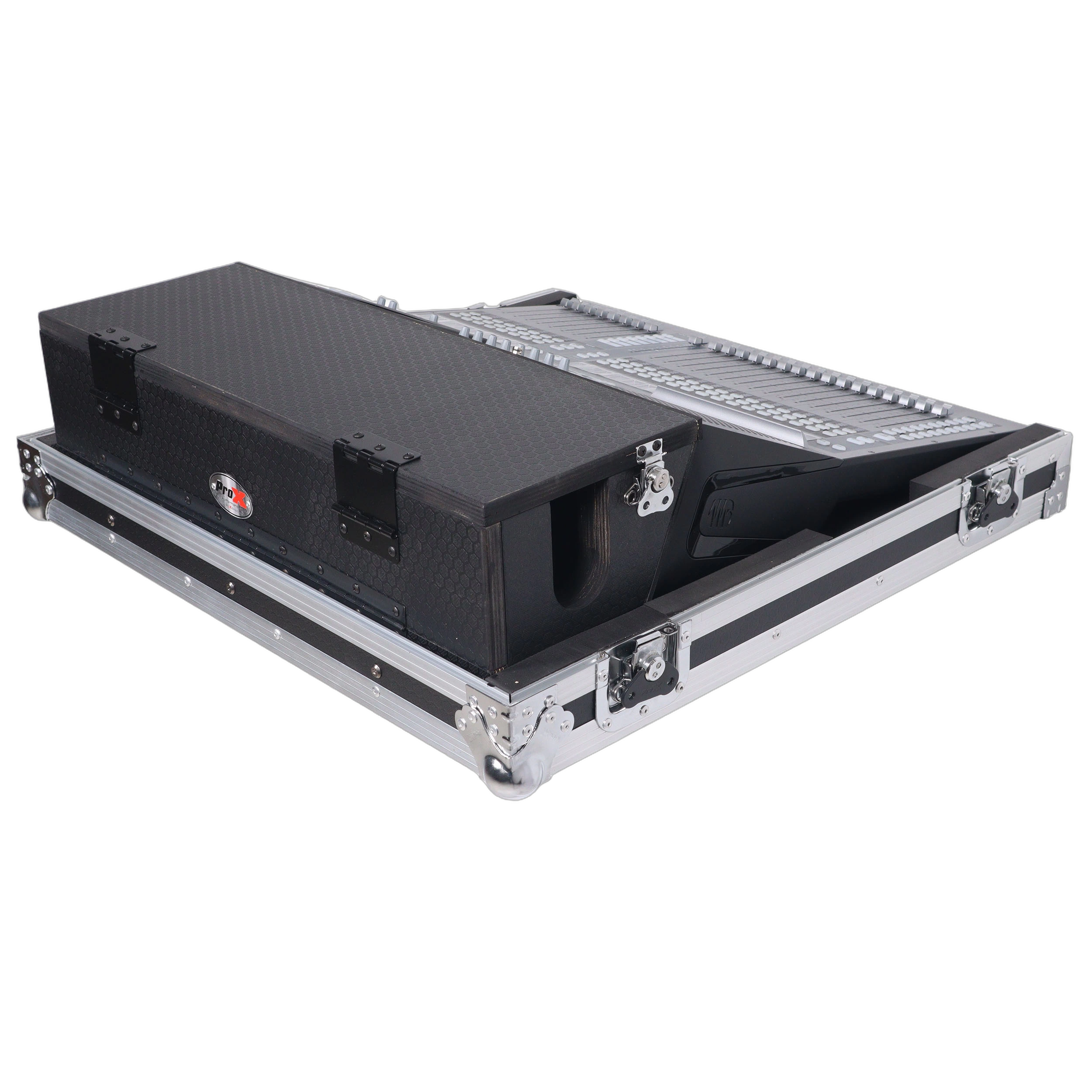 ProX ATA Flight Case PreSonus StudioLive 32SX Mixer Detail ProX ATA flight case for PreSonus StudioLive 32SX mixer showing reinforced corner hardware and protective latches