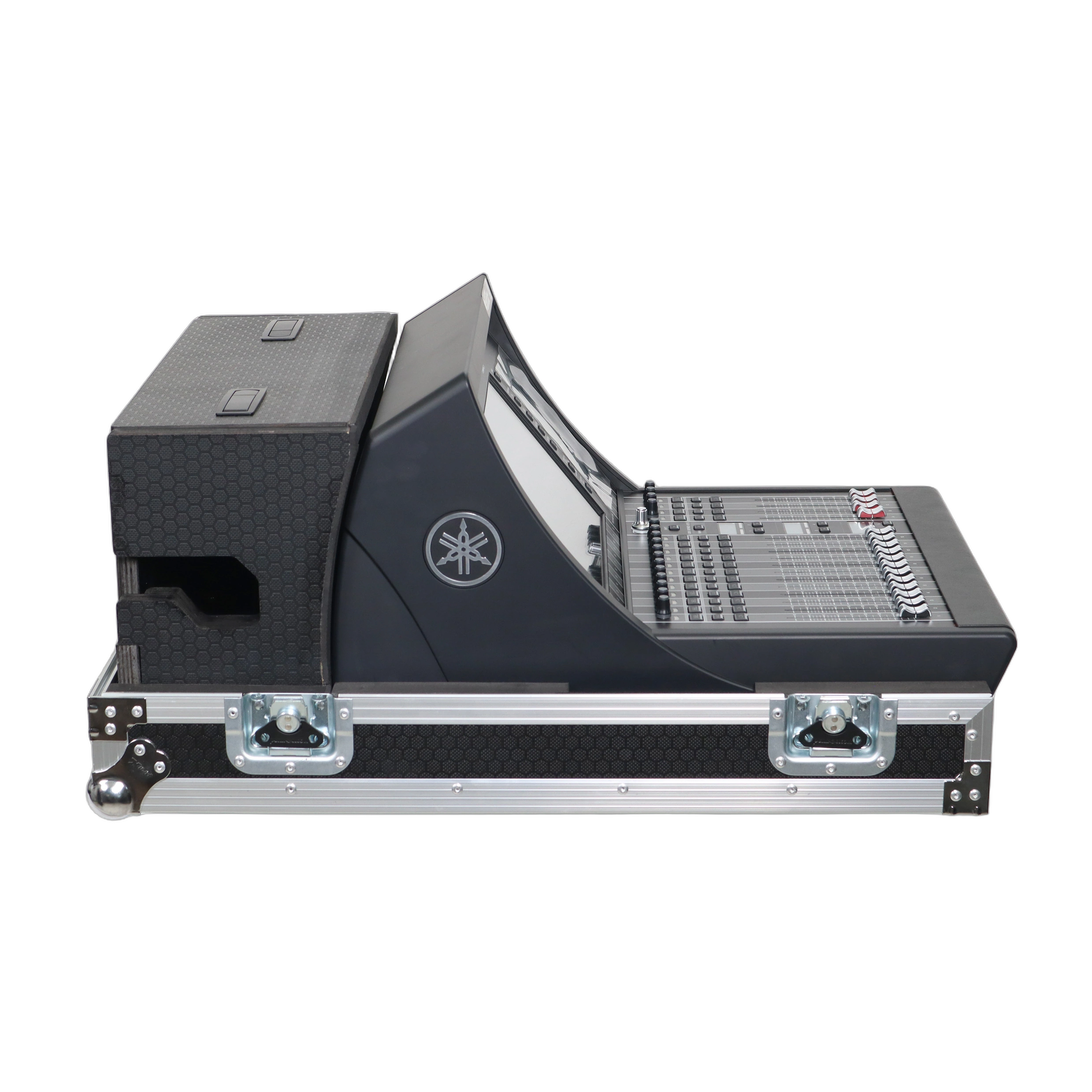 ProX ATA Flight Case Yamaha DM7 Mixer Doghouse Compartment ProX ATA flight case for Yamaha DM7 compact mixer with doghouse compartment and caster wheels